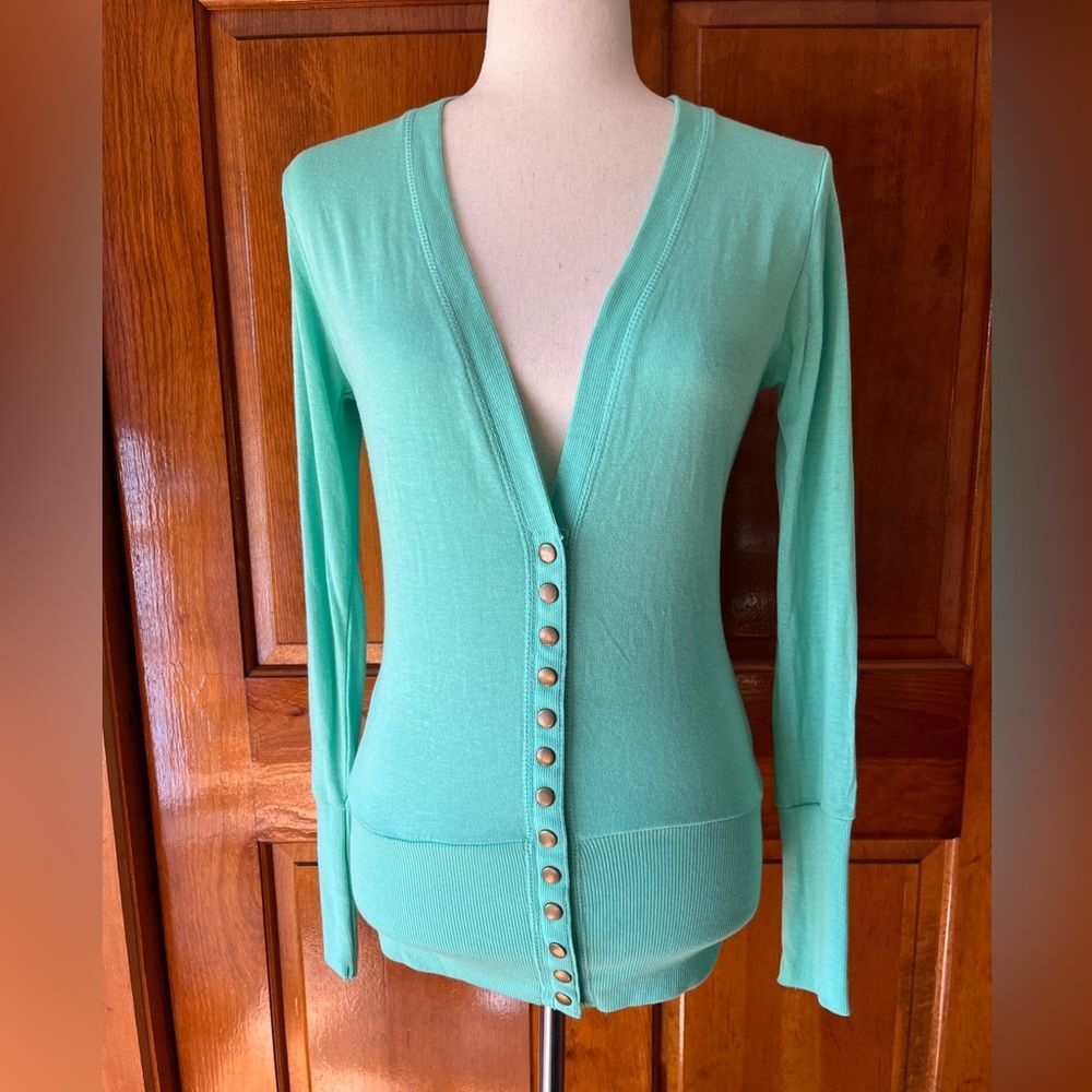 Col-Story Green V-Neck Long-Sleeve Cardigan